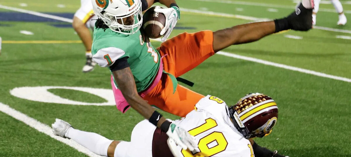 Sam Houston rallies to beat Harlandale and stay in hunt for district title