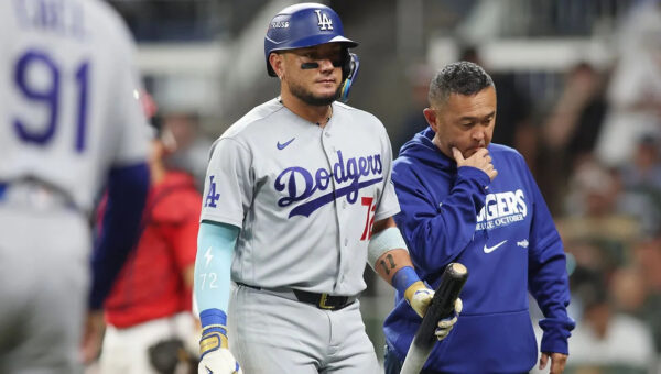 Dodgers’ Miguel Rojas updates fans on lower back injury, hopes to be available in NLDS Game 4