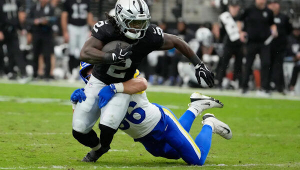 Raiders’ run game sputters again as Ashton Jeanty struggles behind shaky blocking