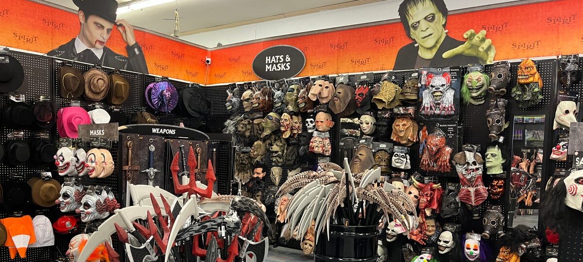 I worked at Spirit Halloween for 3 years. Here are 9 mistakes I saw customers make when shopping for costumes and decor.