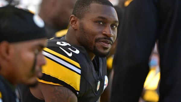 Steelers Cornerback Out Couple of Weeks with Injury