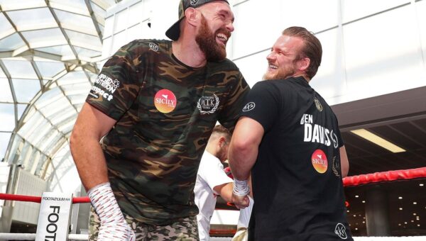 Anthony Joshua coach reacts to Tyson Fury’s ‘traitor’ jibe based on shared history