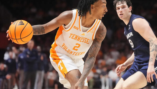 Tennessee basketball plays Davidson in secret scrimmage, see highlights