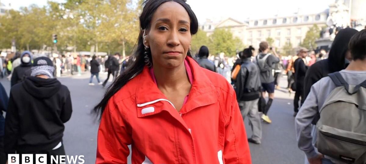 Watch: 'Mood has really shifted' as Paris protesters clash with police