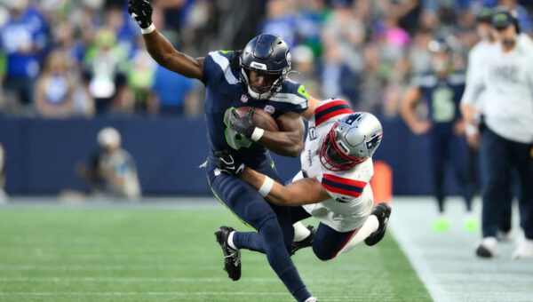 Jadarian Price injury update: Seahawks lose rookie to IR stint