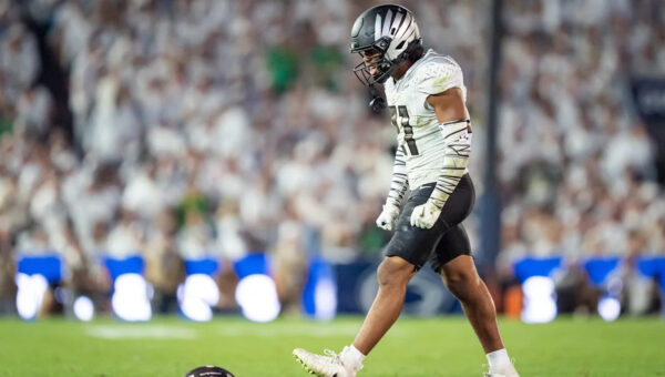 Oregon Ducks safety undergoes surgery, out for 'foreseeable future'