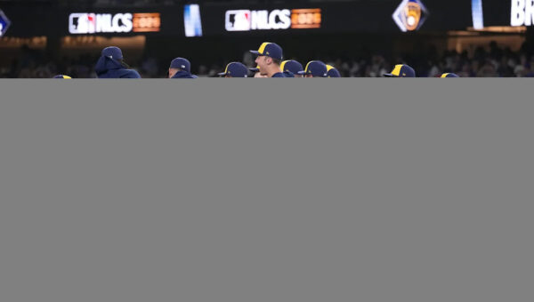 Brewers Sweep Dodgers to Win First Pennant Since 1982
