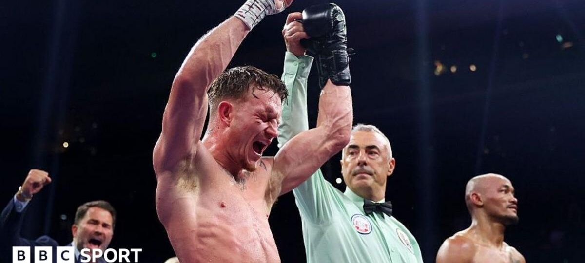 Smith retains title with split-decision win over Puello