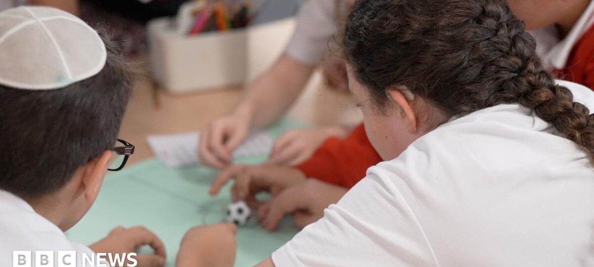 Schools should recognise antisemitism as distinct form of harm, review says