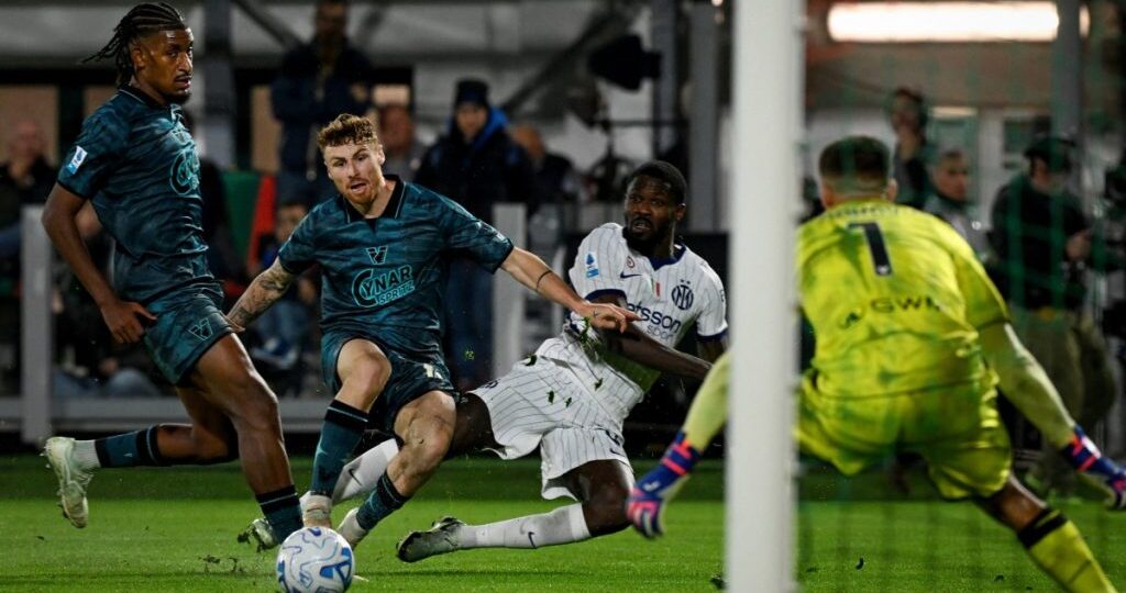 Inter leave it late again in Serie A as Bologna sink AC Milan