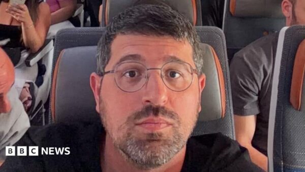 Flydubai passenger describes hugging his children as plane nosedived during attack