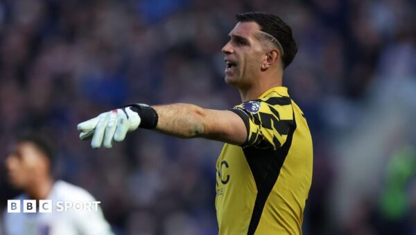 Martinez ‘back in a few weeks’ after operation