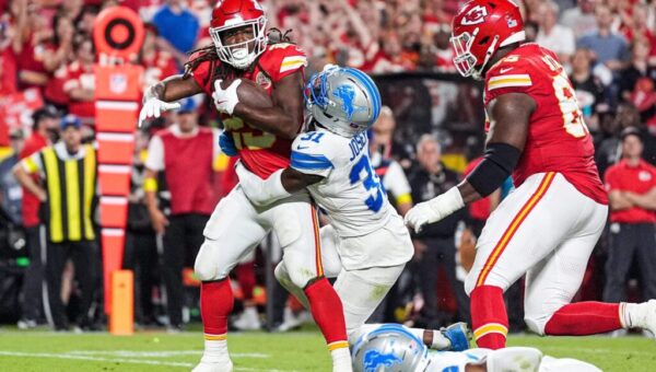 Lions reveal key injury update ahead of crucial divisional matchup in Week 8