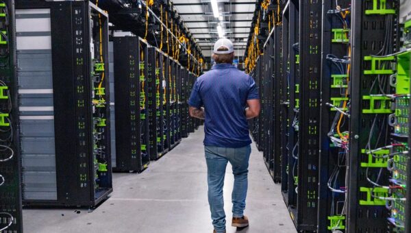 AI was supposed to kill tech jobs. The data on job openings says otherwise.