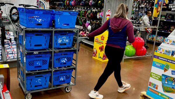 Walmart reverses an earlier limit on the height of order fulfillment carts in stores