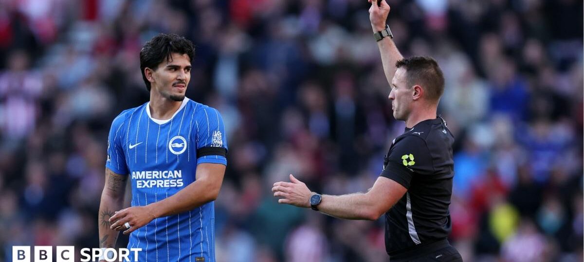 Struijk has red card after VAR intervention overturned