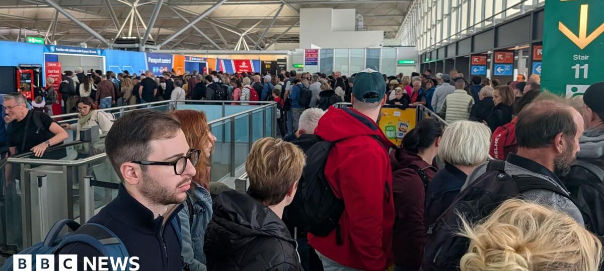 Long queues after power surge at Stansted Airport
