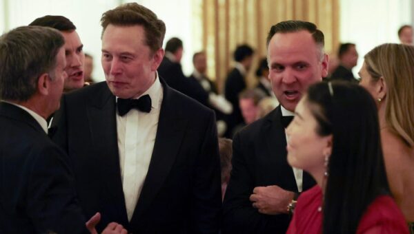 Tesla outsells all other brands combined as America’s EV market resets