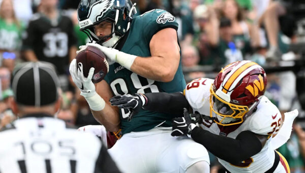 Dallas Goedert has become essential to Eagles offense amid WR injuries