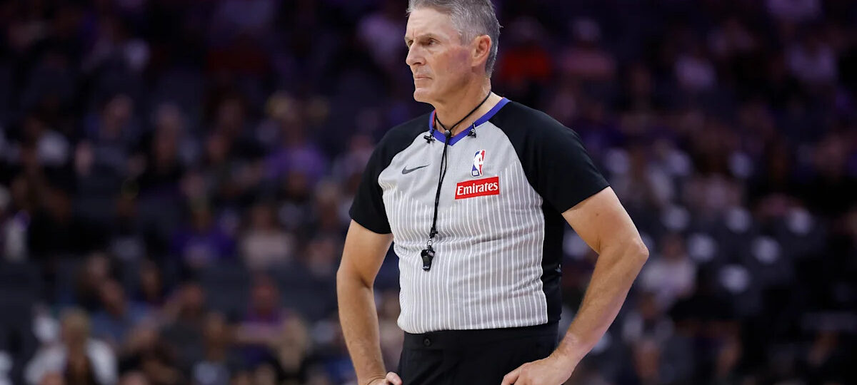 Ja Morant mocked by NBA official Scott Foster while arguing against technical foul call