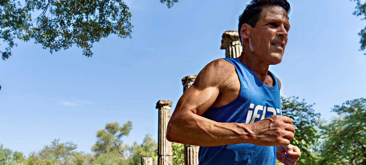 The ultramarathon legend who ran 350 miles nonstop says the key to doing hard things is simpler than most people think