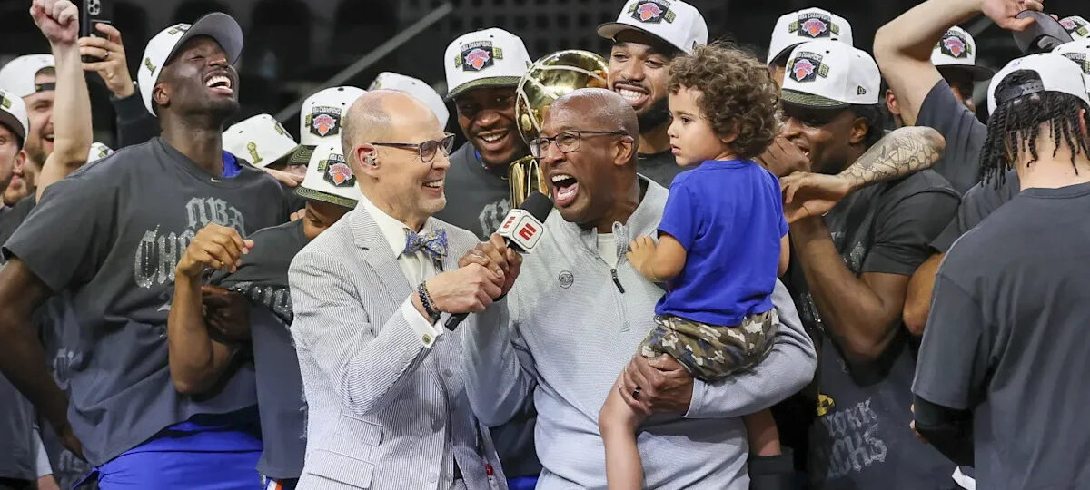 Knicks' Mike Brown gives blunt reaction to 76ers' loaded roster, championship contender status