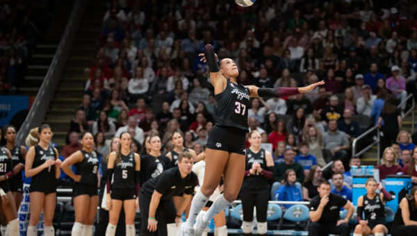 Texas A&M volleyball sweeps No. 4 Kentucky in national title rematch