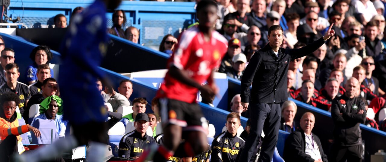 Chelsea vs Manchester United: The tactics board - Xabi Alonso outmanoeuvred Michael Carrick as disciplinary meltdown costs Red Devils