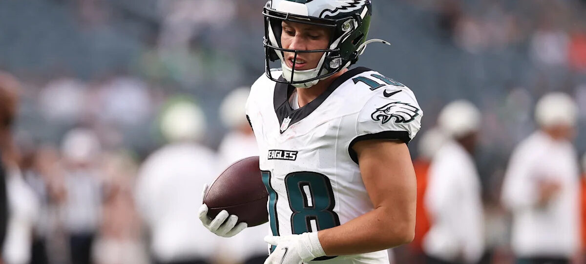 Britain Covey leaves Monday vs. Cowboys with knee injury