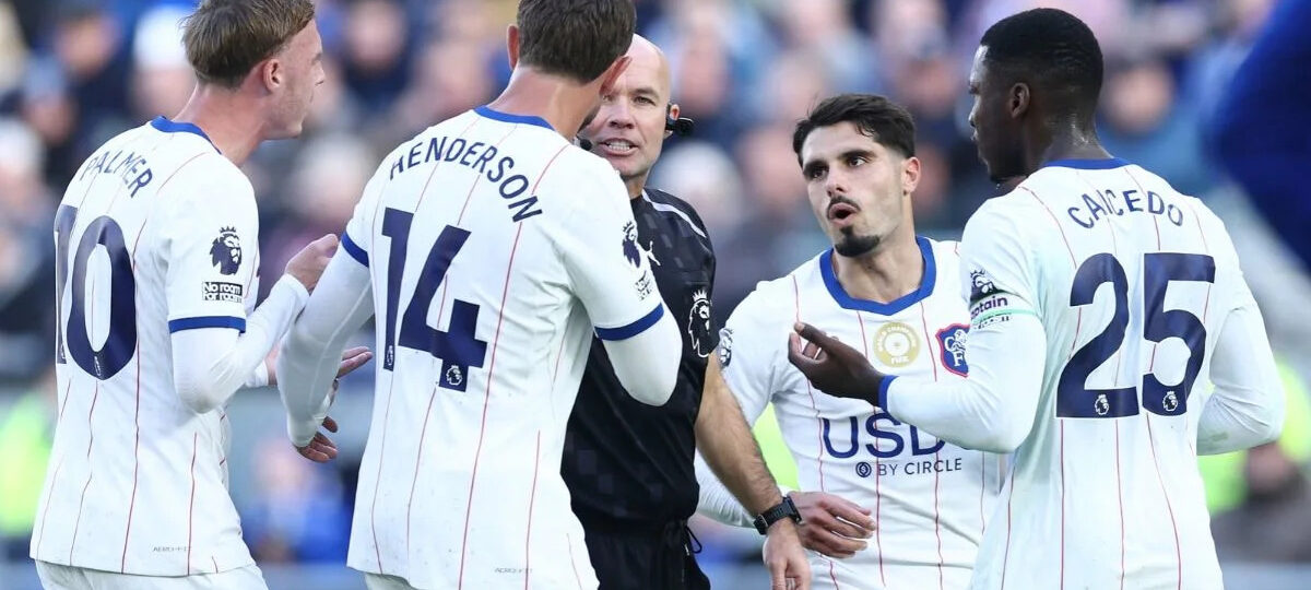 What Xabi Alonso must tell Chelsea players at half time as angry Blues risk red