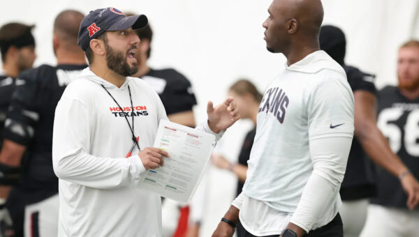 What did Texans OC Nick Caley say ahead of Week 5 game vs Titans?