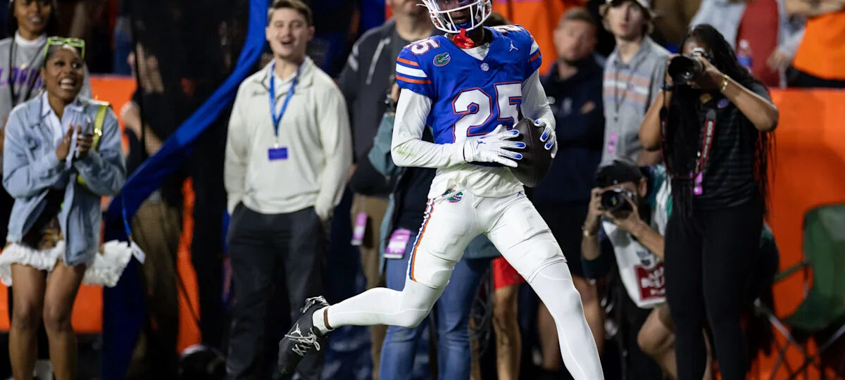 “Please Bench Cormani McClain” “Already Getting Put on Blast”: CFB Fans Troll Florida CB For Committing Crucial Penalty Leading to Texas Touchdown