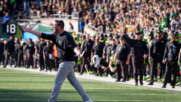 Lanning accepts Big Ten apology after blown call costs Oregon shot
