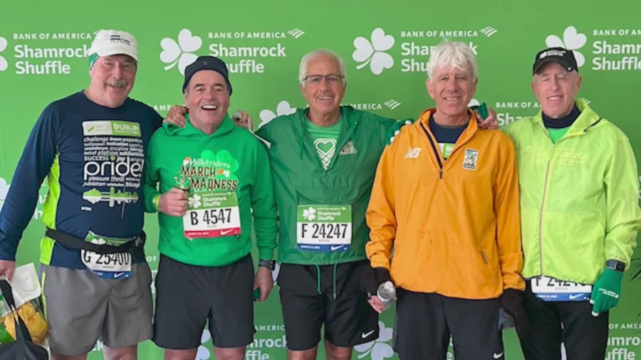 Friends celebrate 35 years of running with one last Chicago marathon