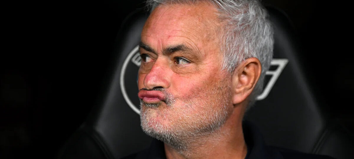 José Mourinho: Villarreal's referee? One minute tells you all you need