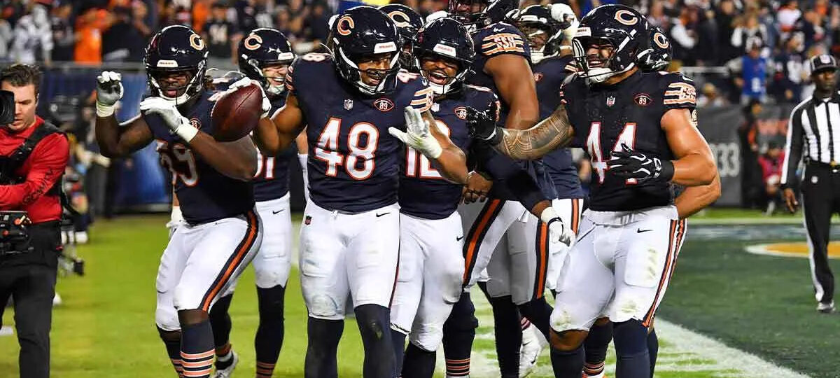 Bears hold off Patriots for big win on TNF to get to 5-2