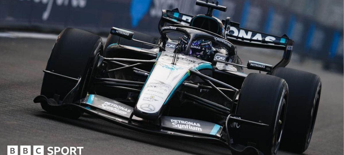 Russell fastest from Leclerc in Singapore practice