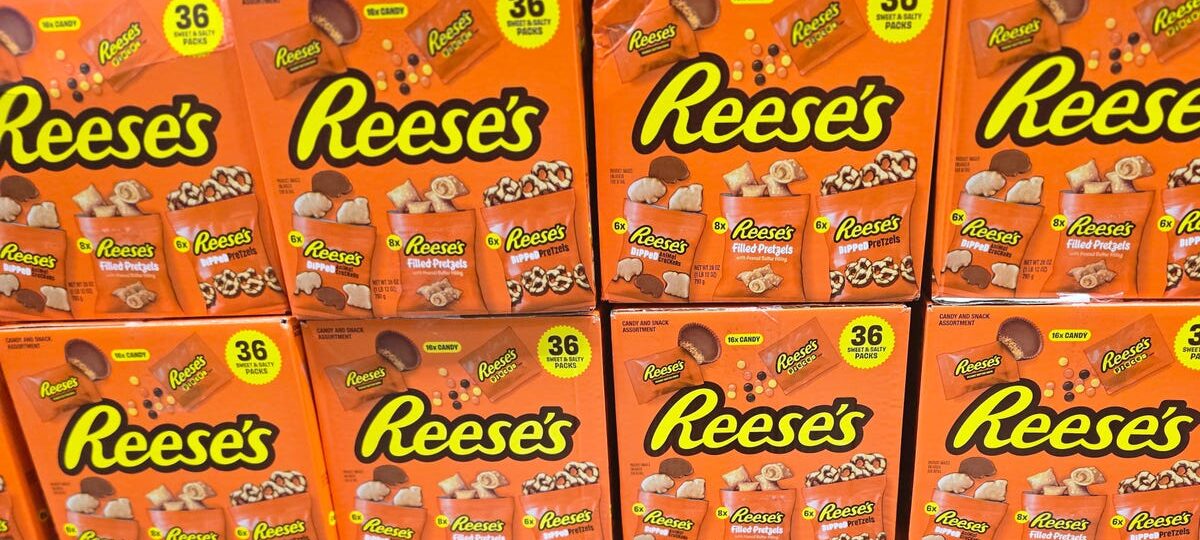 I've worked at Costco for 21 years. Here are 7 of the best things I'm seeing on shelves right now.