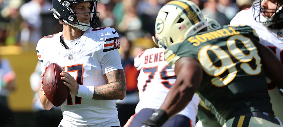 Case Keenum's message for Bears teammate Tyson Bagent after benching