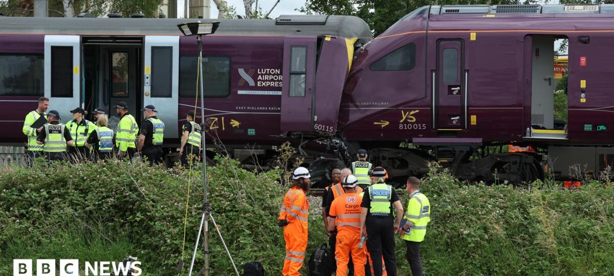 Train sped up past red signal before fatal crash