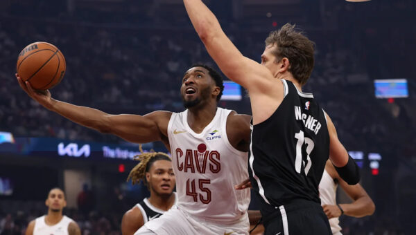 Cavaliers survive a late Nets rally to win home opener 125-121
