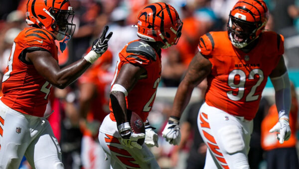 Why Jordan Battle’s bounce-back game vs. Dolphins mattered to Bengals
