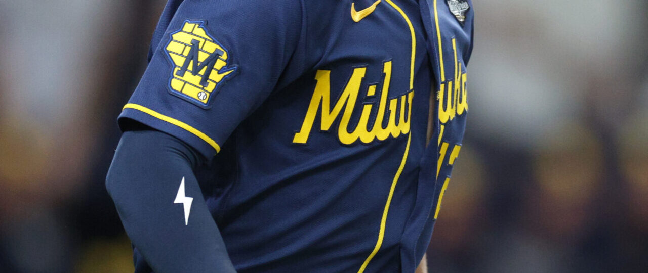World Series Champion Milwaukee Brewers will be at Packers vs. Panthers game