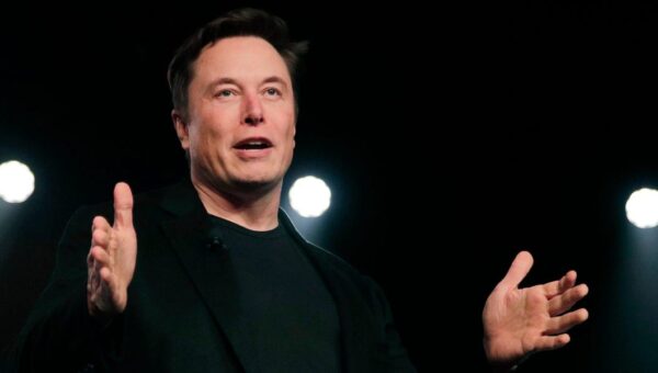Elon Musk says money will be 'irrelevant' if his vision of a multiplanetary future comes true