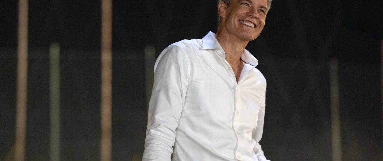 Timothy Olyphant Villain's Extended Role In Apple TV's Returning 10-Part Series Addressed By Cast