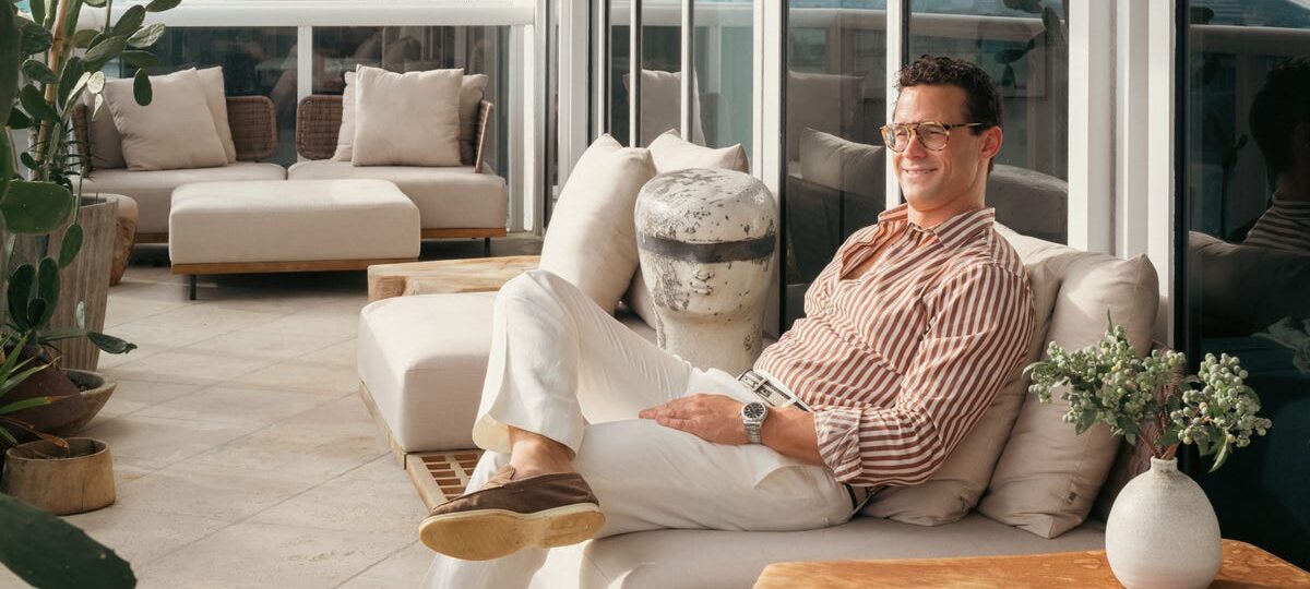 I'm an interior designer to the stars. Here are 5 affordable tips for making your home look more expensive.