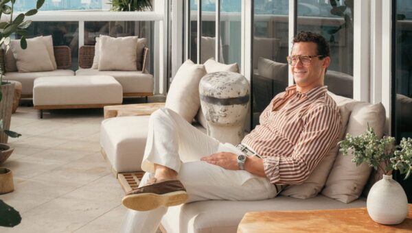 I’m an interior designer to the stars. Here are 5 affordable tips for making your home look more expensive.