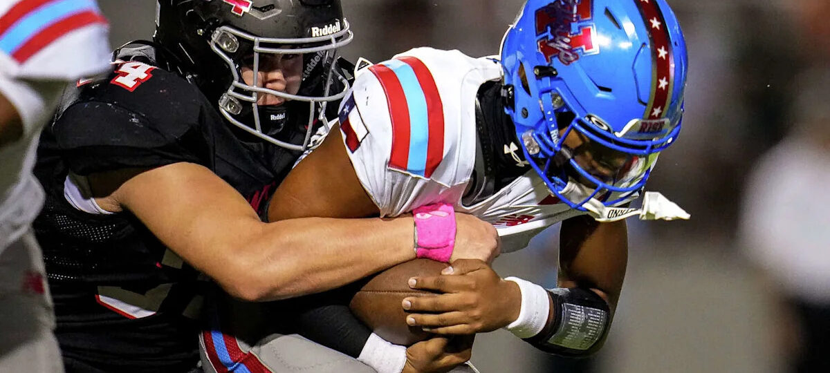Bowie's defense dominates Hays, sets up massive 26-6A game next week vs Dripping Springs