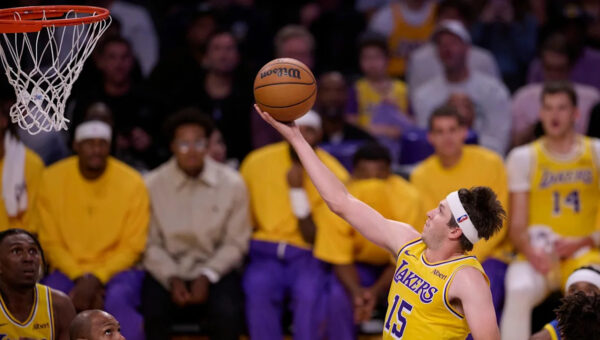 TST Images: Lakers defeat Warriors, 127-105, in Los Angeles