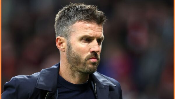 Michael Carrick gives cryptic response to experimental Manchester United line up